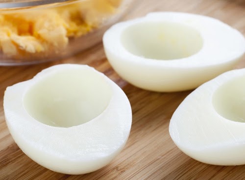 Người bị trào ngược dạ dày nên ăn lòng trắng trứng 