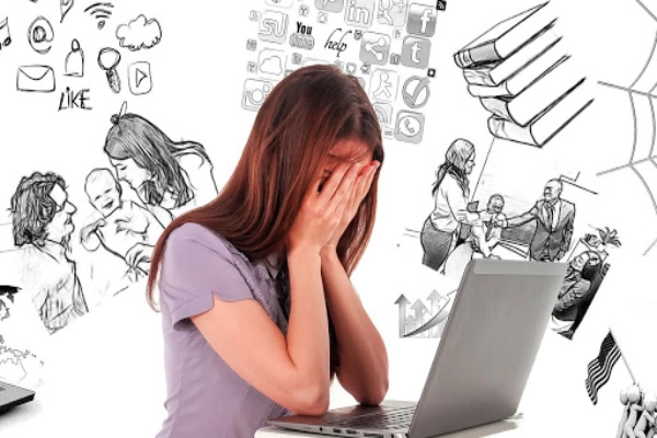 Stress, căng thẳng là nguyên nhân gây rối loạn nội tiết tố nữ sau sinh