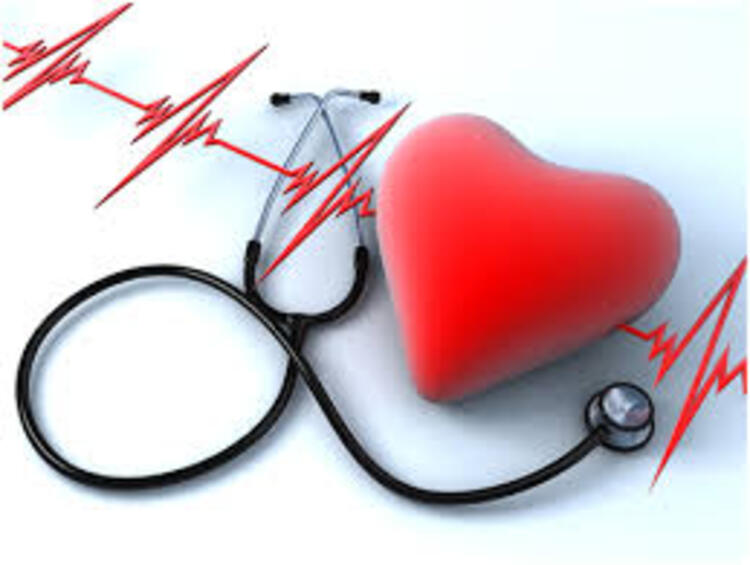 Thiết bị máy khử rung tim phát hiện bất thường của nhịp tim 