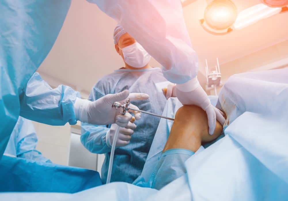 Phẫu thuật khớp gối được áp dụng khi các phương pháp điều trị khác không mang lại hiệu quả như mong muốn