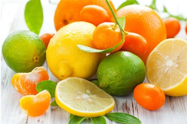 Thực phẩm giàu vitamin C giúp ngăn ngừa chảy máu chân răng
